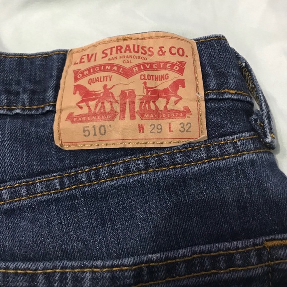 Levi’s Jeans - Picture 2 of 3